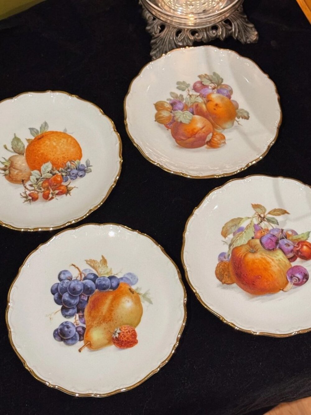 Arzberg 4 Schumann Bavaria Fruit Gold 7.75" Dessert Plates Set